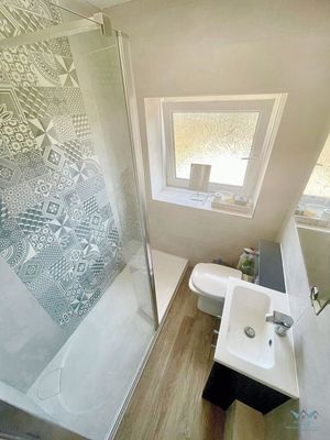 Photo 8- click for photo gallery